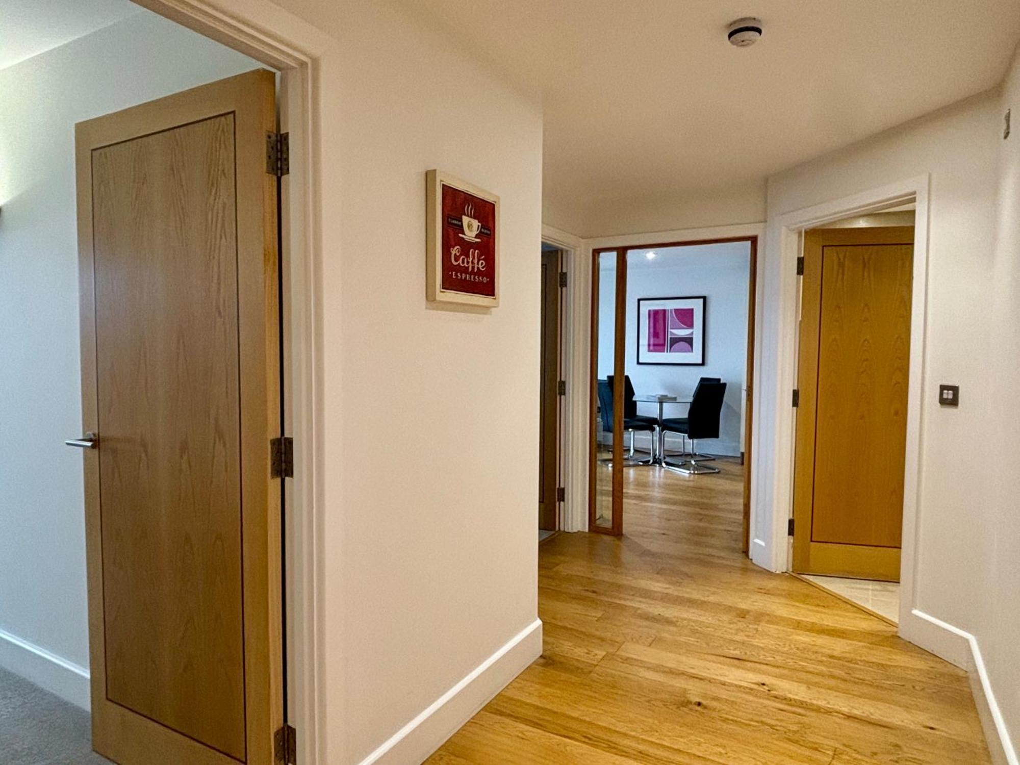 Your Space Apartments - The Hamilton'S CBG Εξωτερικό φωτογραφία