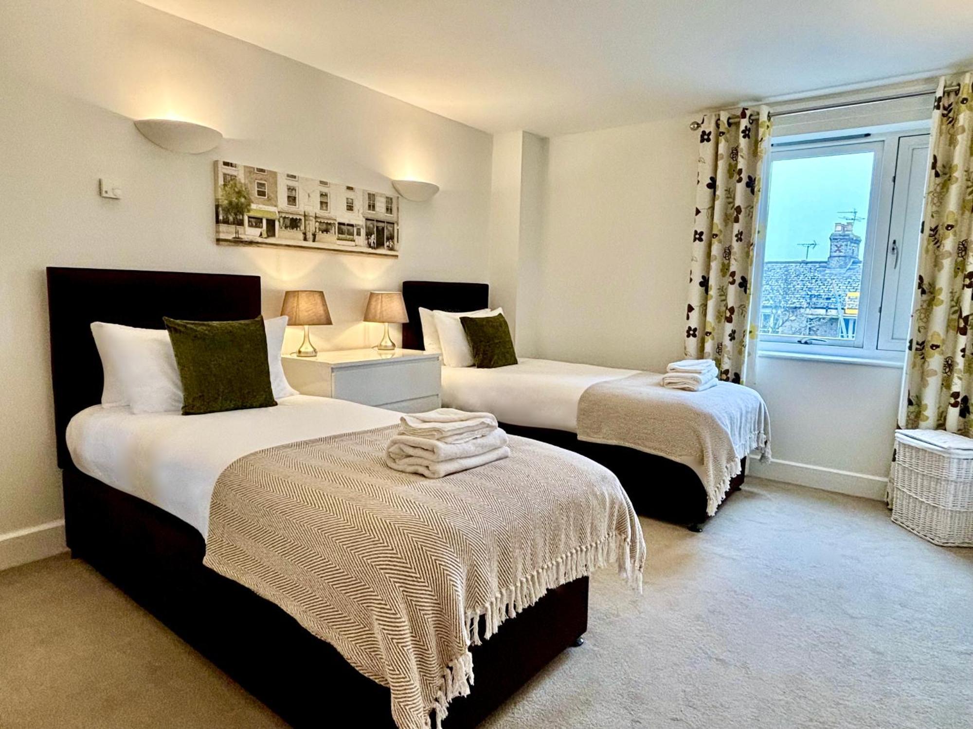 Your Space Apartments - The Hamilton'S CBG Εξωτερικό φωτογραφία