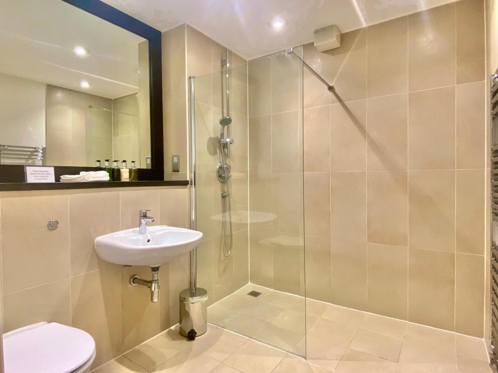 Your Space Apartments - The Hamilton'S CBG Εξωτερικό φωτογραφία