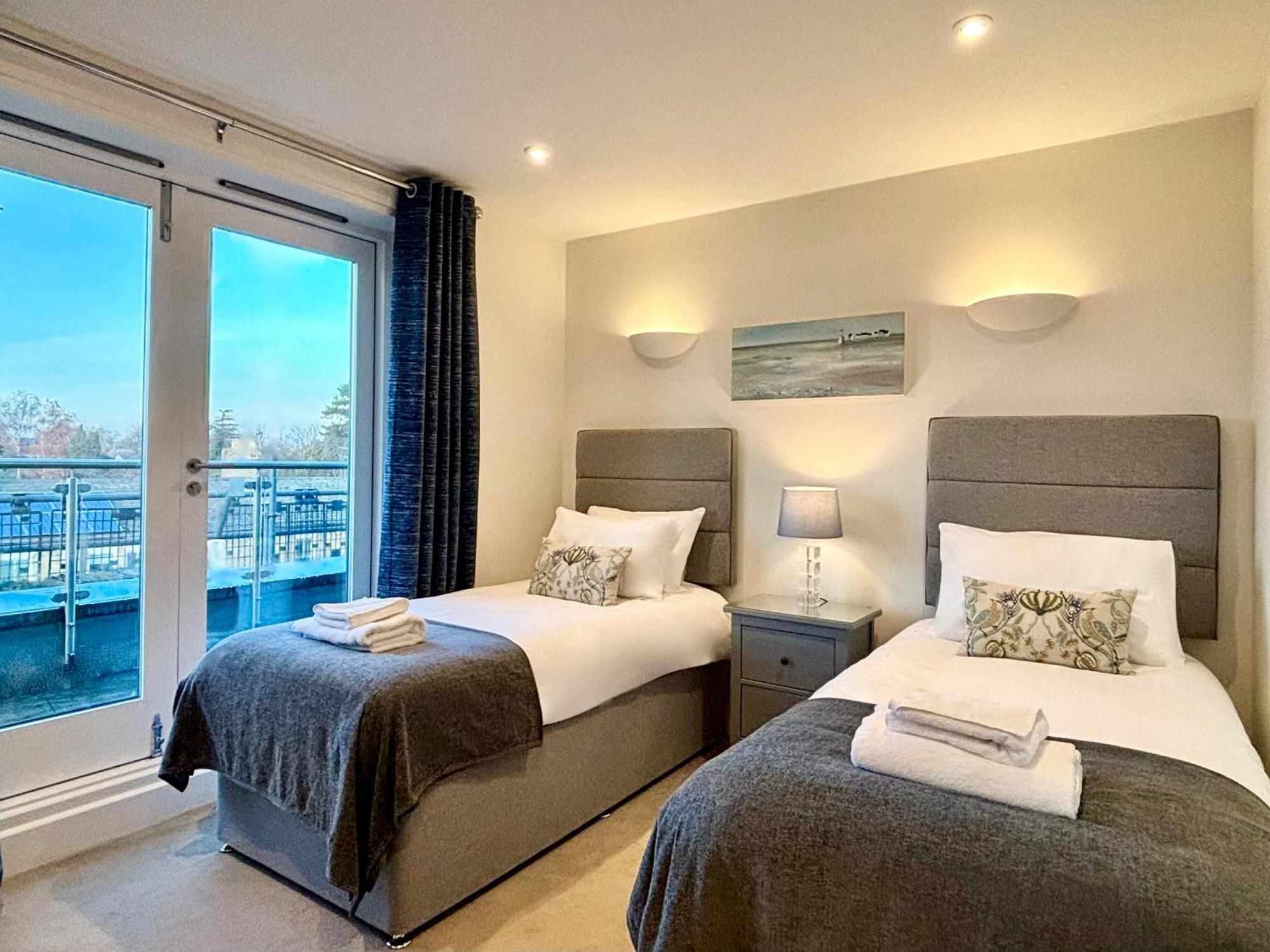 Your Space Apartments - The Hamilton'S CBG Εξωτερικό φωτογραφία