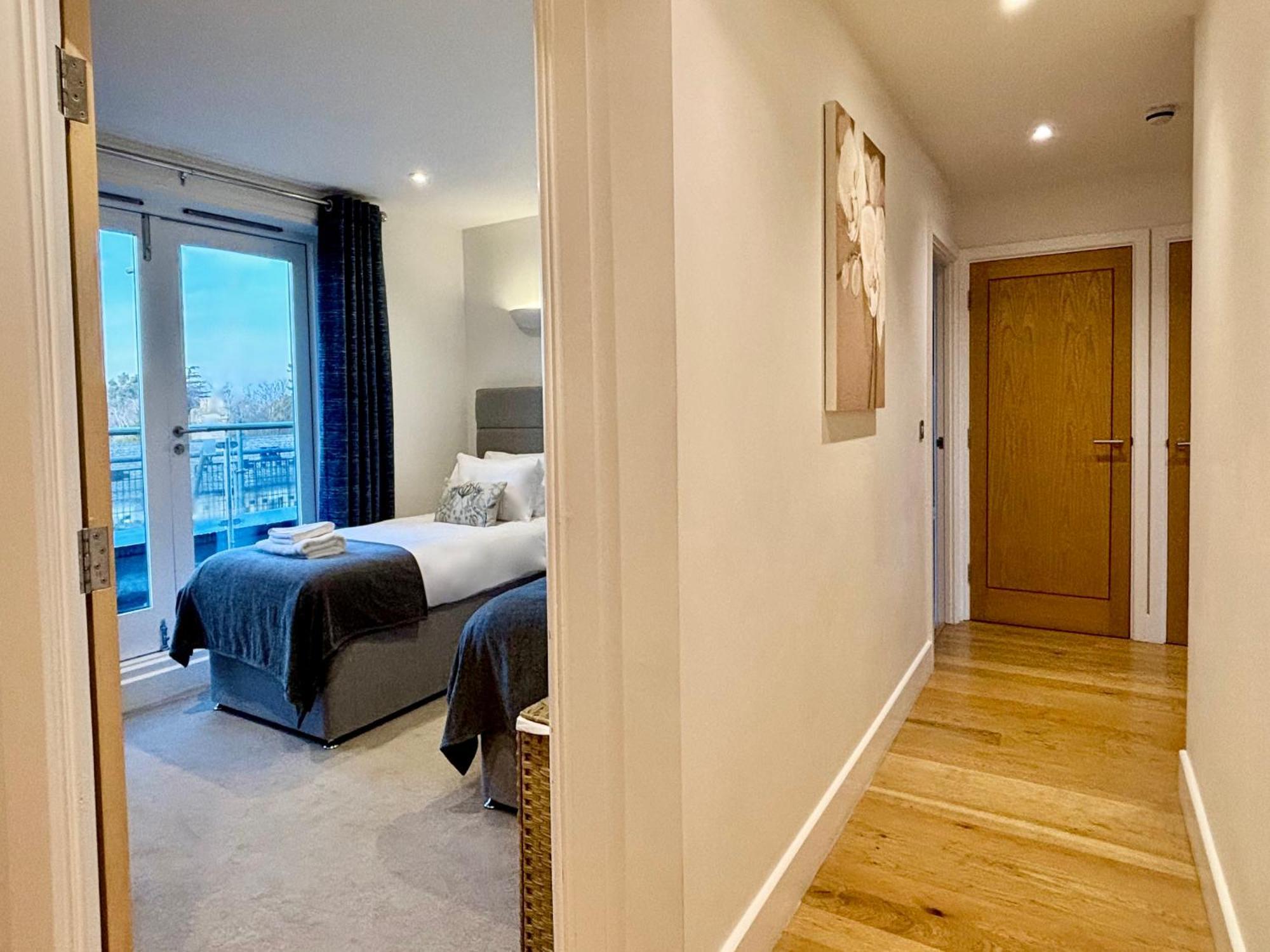 Your Space Apartments - The Hamilton'S CBG Εξωτερικό φωτογραφία