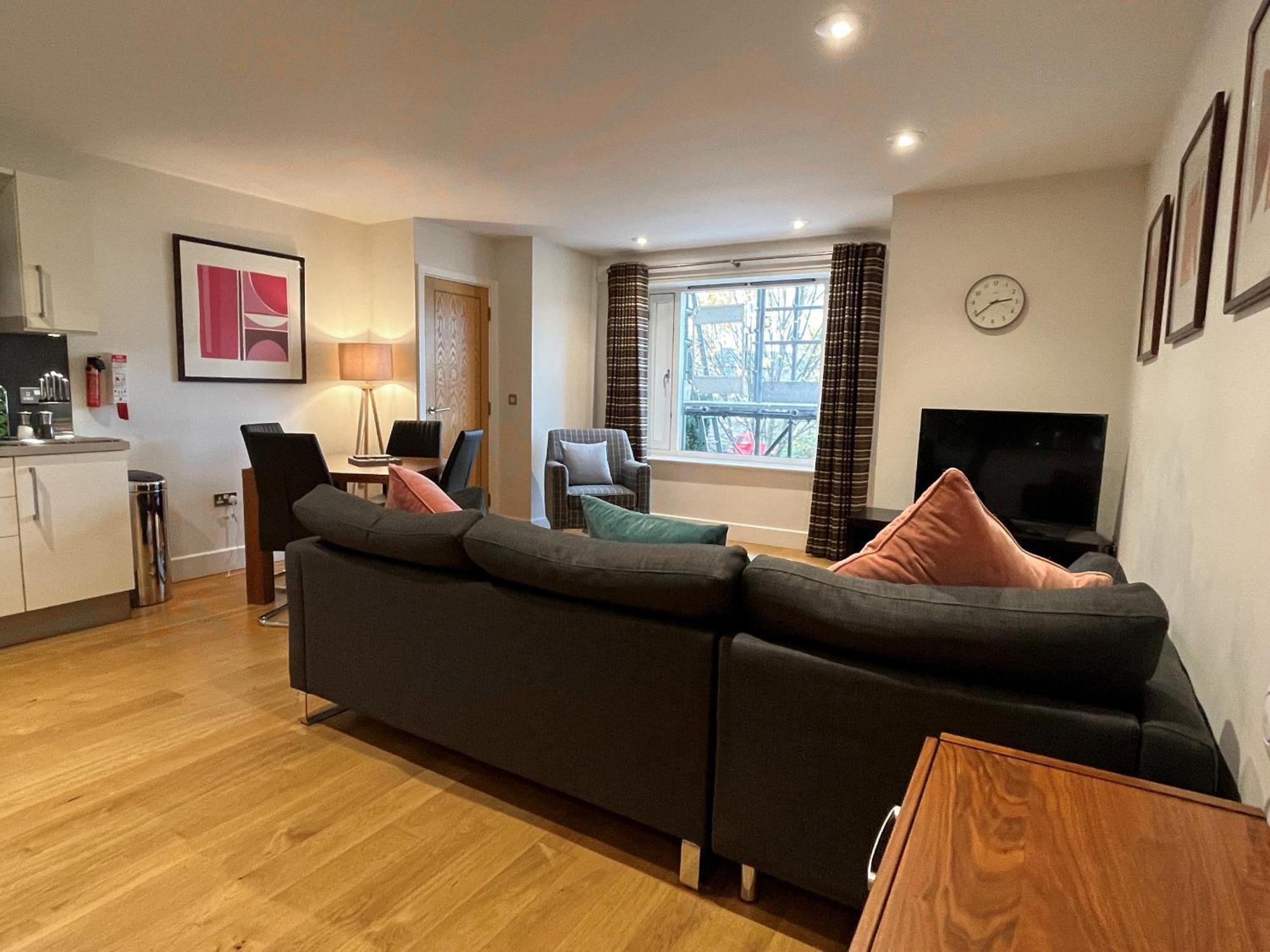 Your Space Apartments - The Hamilton'S CBG Εξωτερικό φωτογραφία