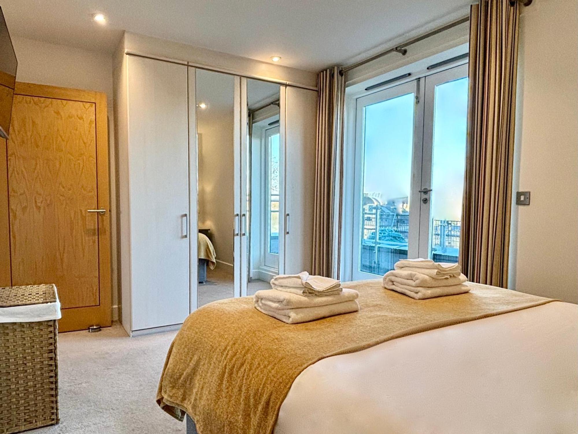 Your Space Apartments - The Hamilton'S CBG Εξωτερικό φωτογραφία